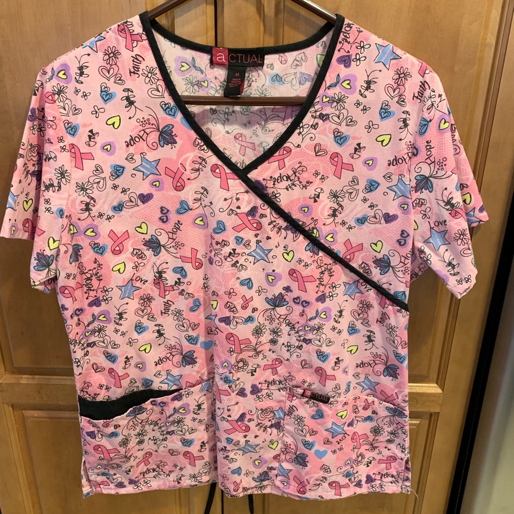 Scrub top